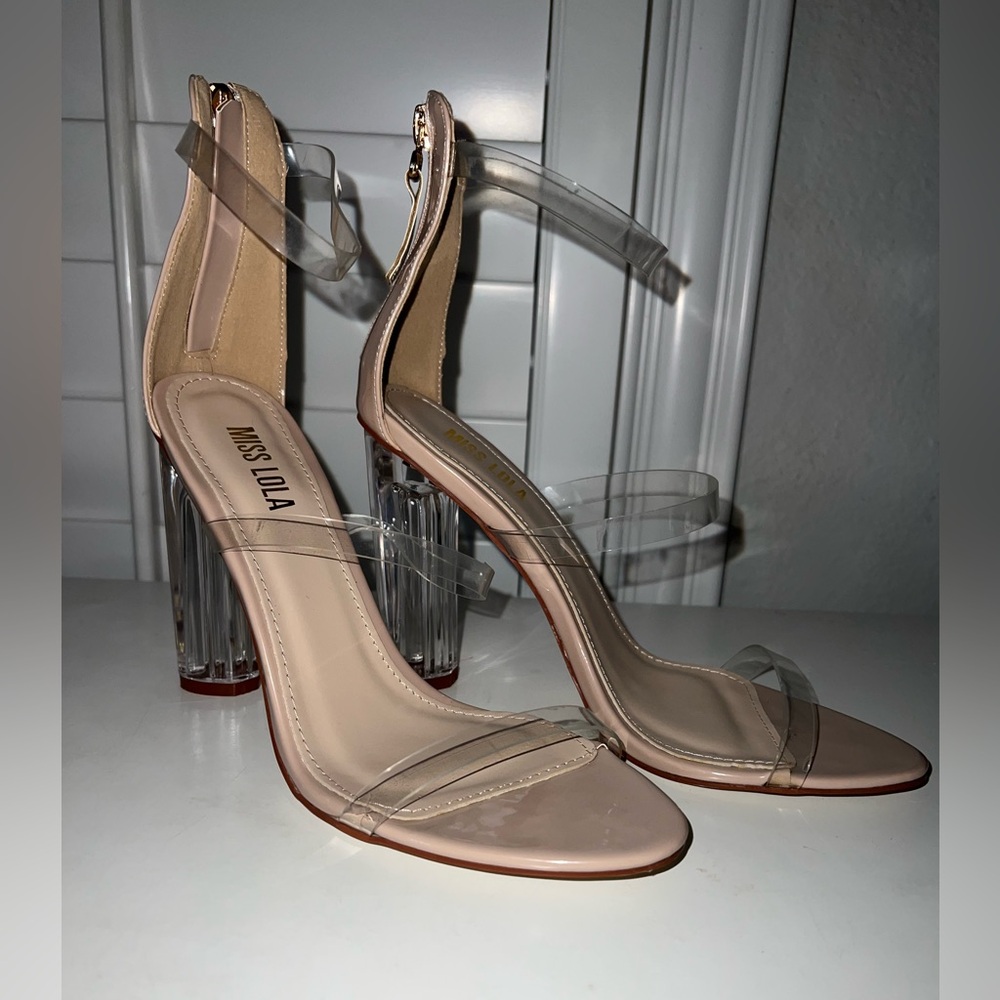 Nude clear/ cinderella shoe